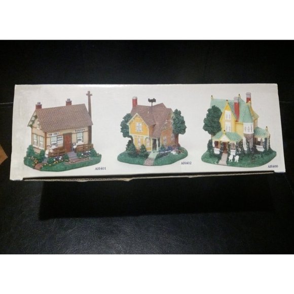Liberty Falls - 3 Piece Village Set - 757917217921 - AH407 - Picture 4 of 16